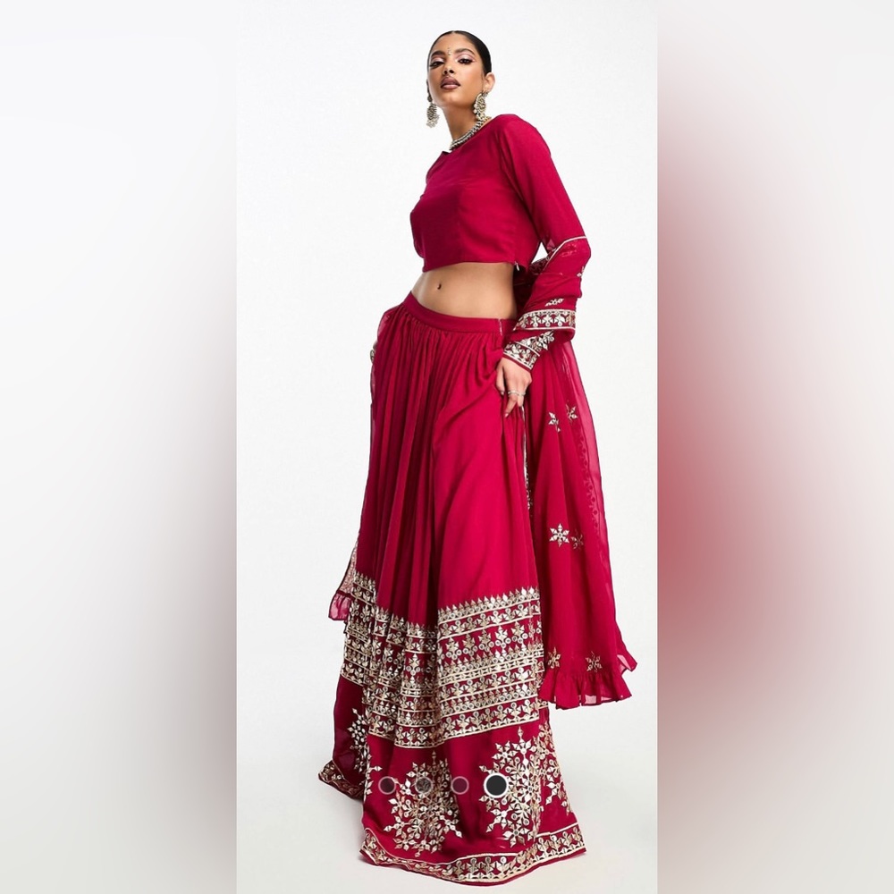 Nesavaali Lehenga Embroidered Long Sleeve Crop Top - Berry, Sz. 8